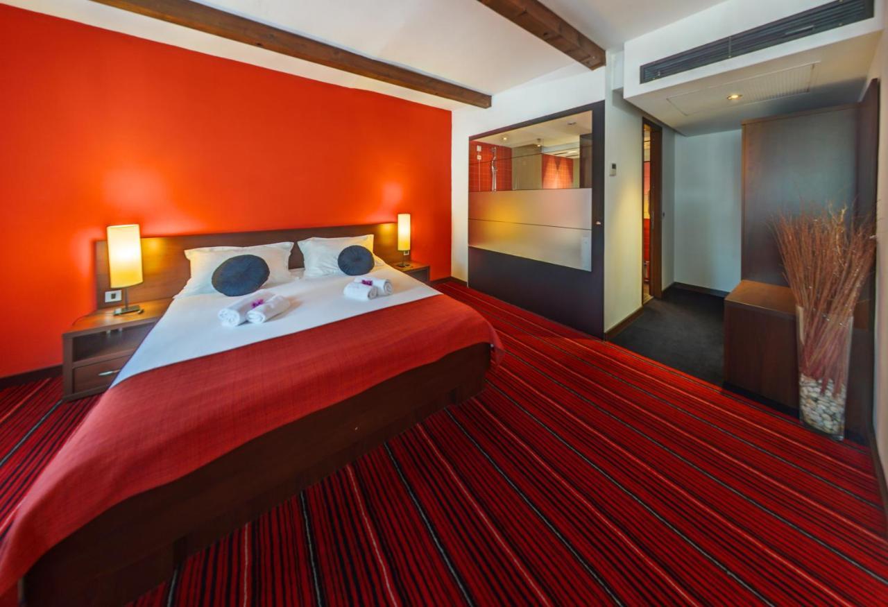 Hotel Villa Donat Sveti Filip i Jakov Buitenkant foto