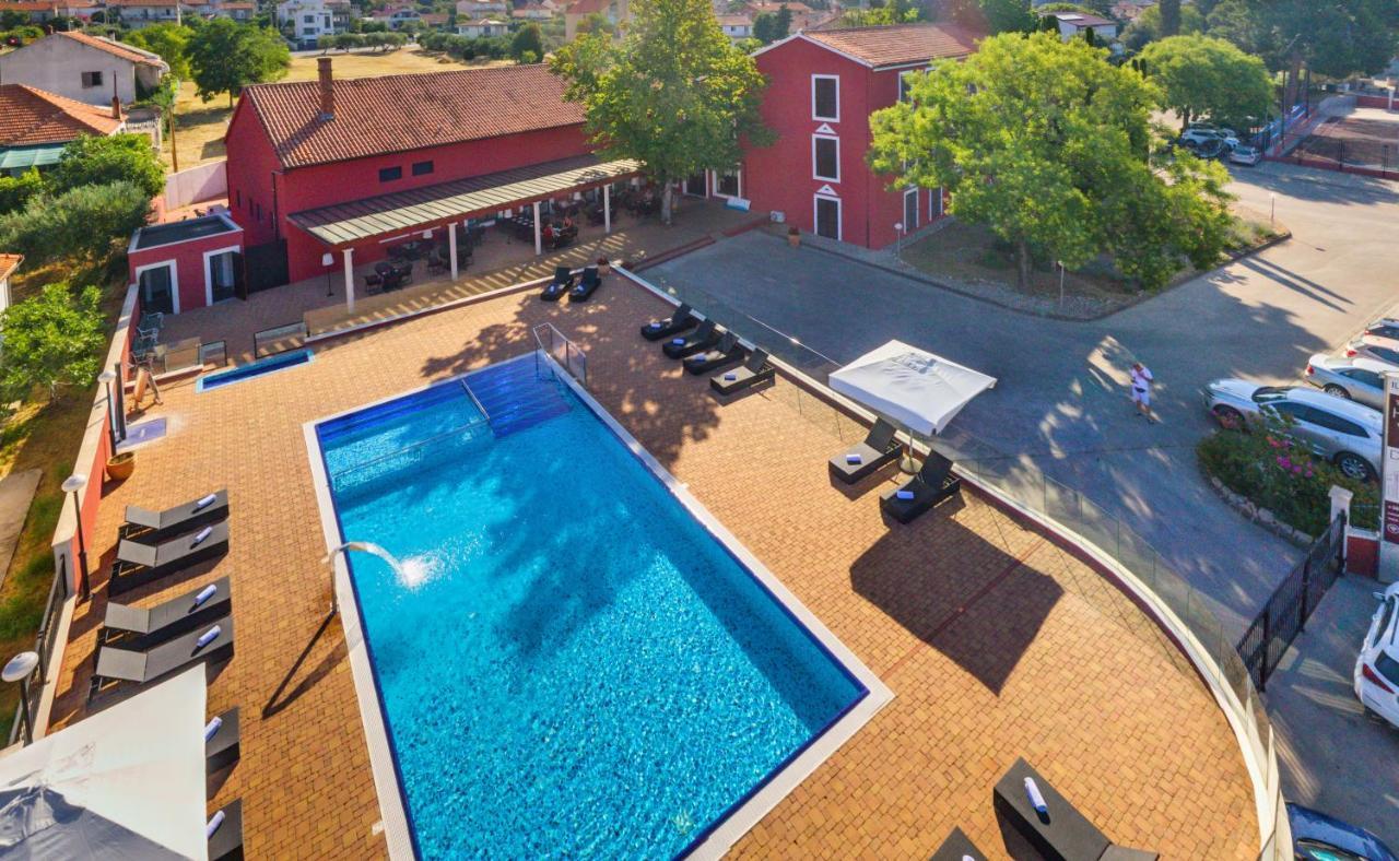 Hotel Villa Donat Sveti Filip i Jakov Buitenkant foto