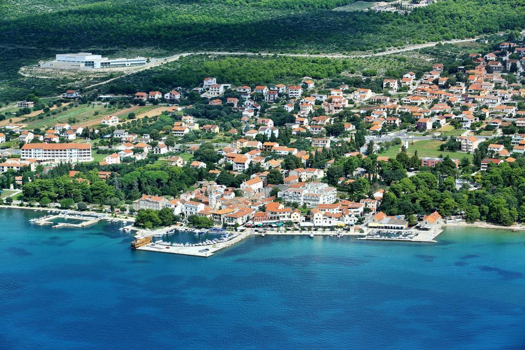 Hotel Villa Donat Sveti Filip i Jakov Buitenkant foto