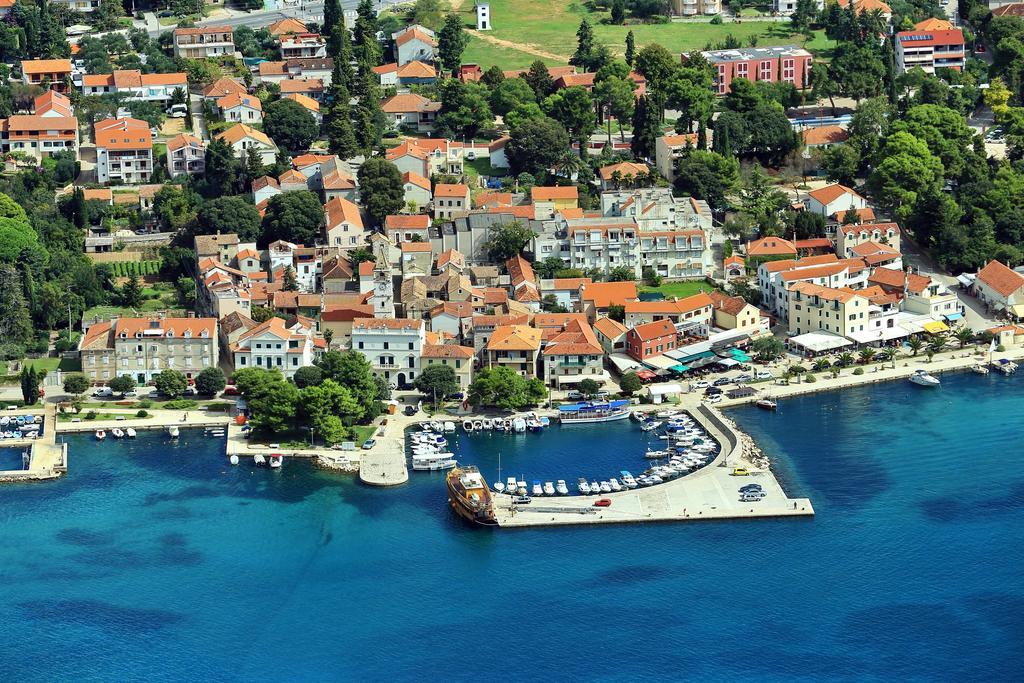 Hotel Villa Donat Sveti Filip i Jakov Buitenkant foto