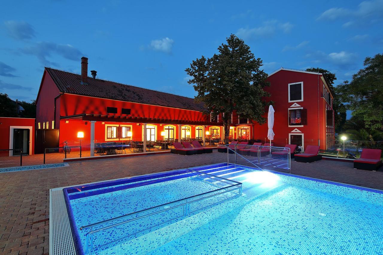 Hotel Villa Donat Sveti Filip i Jakov Buitenkant foto